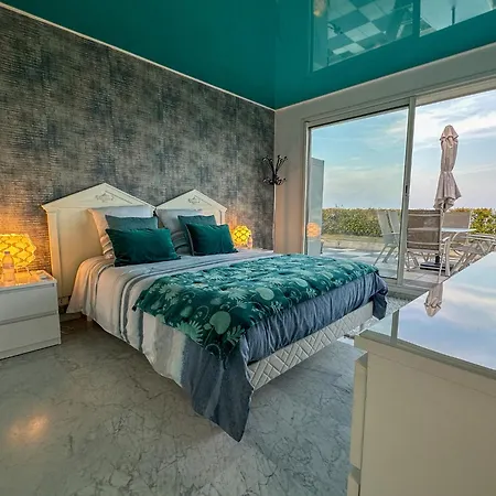 Rooftop Vue Face Port, Plages & Centre A Pied Apartament Antibes