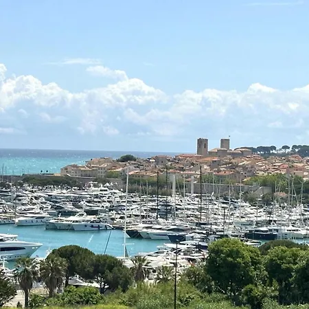 Lägenhet Penthouse - Panoramic Sea-view Rooftop, Port Vauban