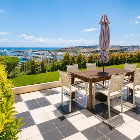 Lägenhet Penthouse - Panoramic Sea-view Rooftop, Port Vauban *