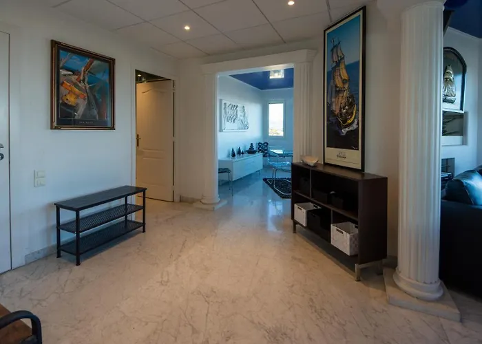 Rooftop Vue Face Port, Plages & Centre A Pied Apartment Antibes