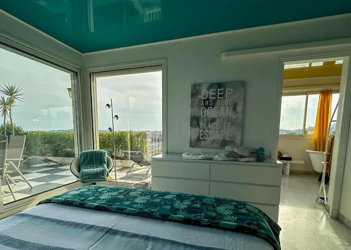 Rooftop Vue Face Port, Plages & Centre A Pied *